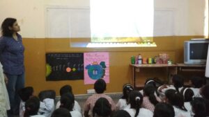 Vidya Bal Vihar School, Panchsheel Park-science experiments